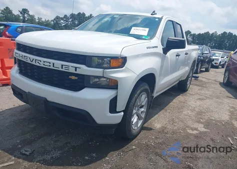 2022 Chevrolet Silverado 1500 Ltd 2Wd Double Cab Standard Bed Custom z USA, uszkodzony, nr VIN 1GCRWBEK2NZ215216